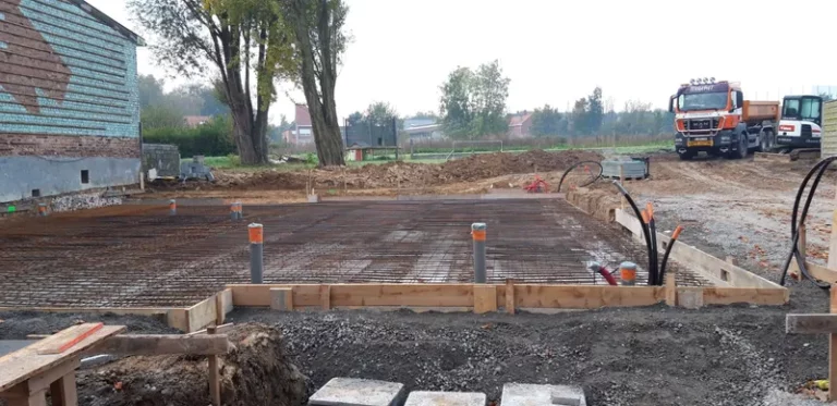 m2 Égouttages et ferraillages.